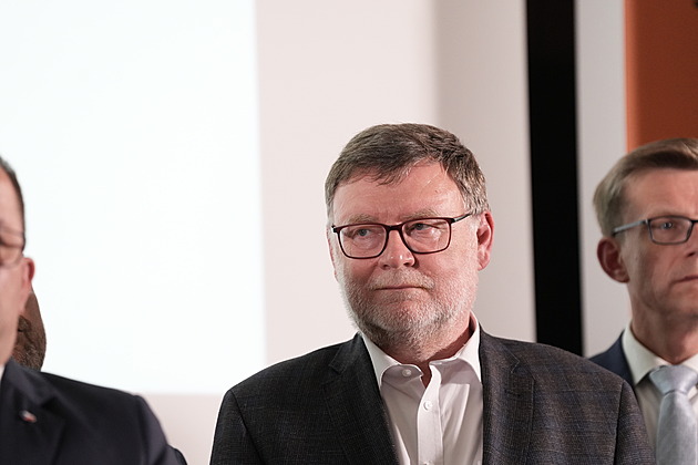 Tisková konference SPOLU. Zbynk Stanjura. (4. íjna 2025)