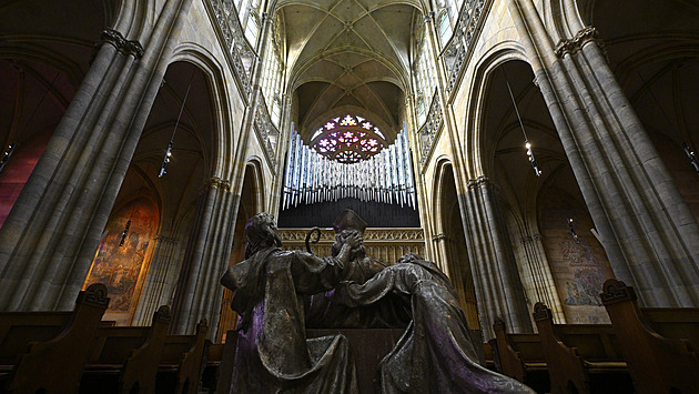 Ve varhanním „domečku“. Svatovítské varhany postavili v Katalánsku jako zahradní domek z Ikey