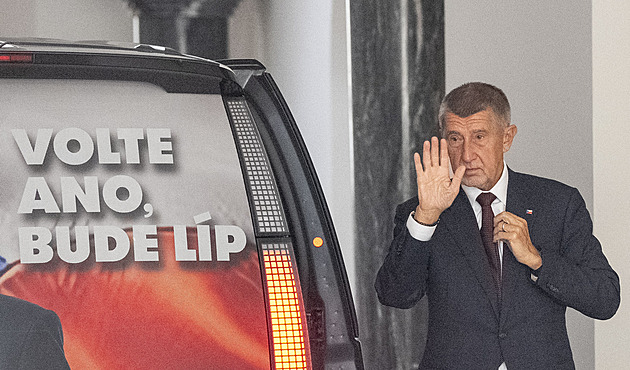 Babiš chce už dnes dohodu o křeslech s SPD a Motoristy. Jak má vláda vypadat?
