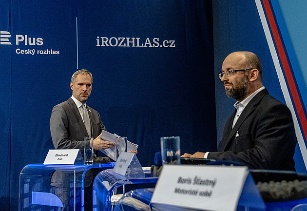 Muniční iniciativu má řešit NATO, říká Schillerová. Nesmysl, kontruje Hřib