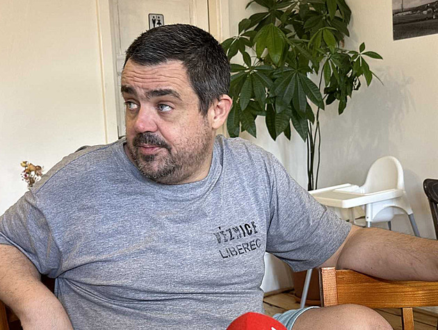 Cavaliho čeká za napadení Novotného přestupkové řízení. Hrozí mu pokuta