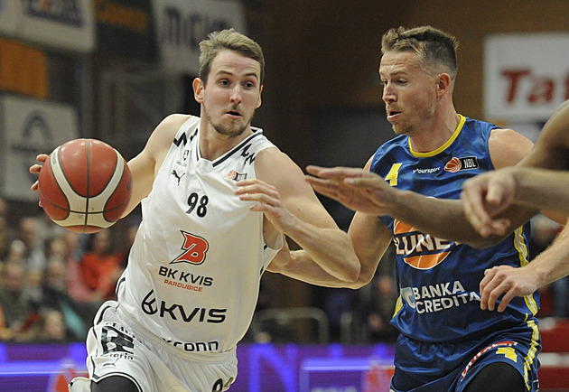 Natáhnou basketbalisté Pardubic parádní sérii? Kouč: Agresivní obrana na ně platí