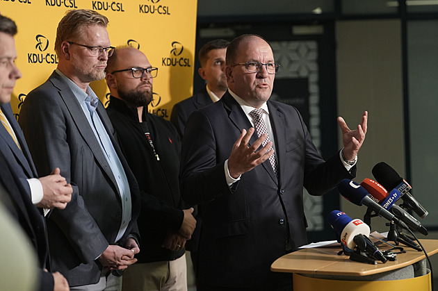 Lidovci míří do opozice, řekl Výborný. Chce neformální radu stran původní pětikoalice