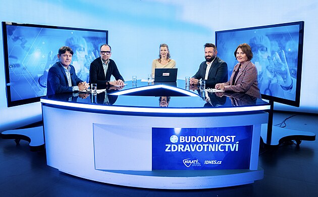 Naše zdravotnictví je jako švédský stůl. Každý si bere dle libosti, shodli se experti