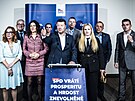 Tisková konference volebního �tábu hnutí SPD v hotelu Don Giovanni. (4. �íjna...