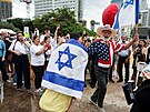 Reakce obyvatel� Tel Avivu po oznámení Donalda Trumpa, �e Izrael a Hamas se...