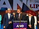 Ve volebním �tábu hnutí ANO na Chodov� se za�íná slavit vít�zství v...