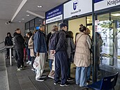 Spu�t�ní �ádostí o dávku státní sociální pomoci, tzv. superdávku, na ú�ad�...