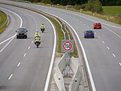 Od nedle 5. íjna mohou idii jezdit na dálnici D3 v úseku mezi eskými...