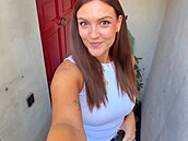 Britská influencerka Molly Thompsonová z Yorkshiru zaplatila 130 liber (v...
