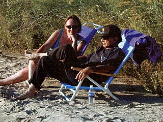 Herec Robert Blake se svou druhou �enou, pozd�ji zavra�d�nou, Bonny Lee Bakley...