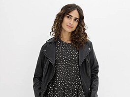 Mnoho �en se obává, aby v oble�ení s puntíky nep�sobily p�íli� usedle....