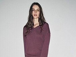 Ko�ené oble�ení nemusí být nutn� jen �erné nebo hn�dé, na toto období se...