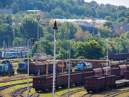 Nákladové a seaovací nádraí Brno-Malomice. Na tomto pohledu vidíme mimo...
