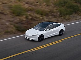 Tesla Model 3 Standard