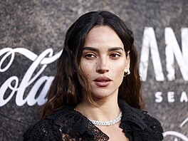 Nyní si ji vybral do své kolekce respektu hodných, silných en norský tvrce...