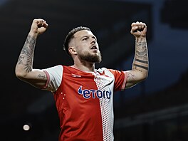 Slávistický k�ídelník Vasil Ku�ej se raduje ze svého gólu v derby proti Spart�.