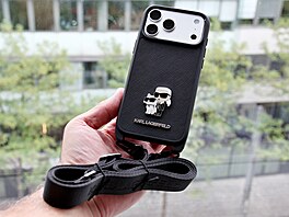 Ochranný kryt Karl Lagerfeld pro iPhone 17 Pro Max