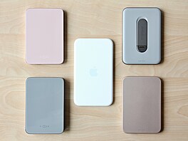 MagSafe powerbanky empower by PanzerGlass, Fixed, Epico a Apple pro iPhony 17,...