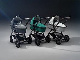 K dispozici jsou hned t�i verze: jedna v zelené barv� s limetkovými závodními...