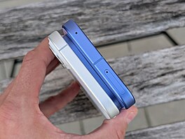 Apple iPhone 17 a Google Pixel 10