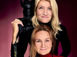 Monika Navrátilová a Lenka Hataová v zákulisí focení kalendáe Promny...