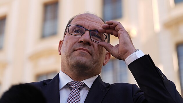 Ministr zem�d�lstv� Marek V�born� po sch�zce s prezidentem Petrem Pavlem na Hrad�. (5. ��jna 2025)