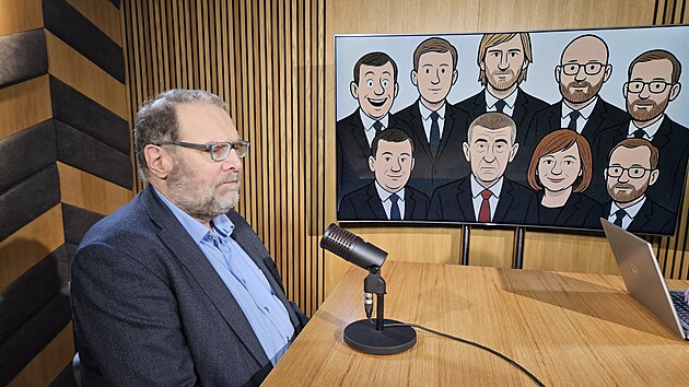 Hostem poadu Rozstel je Martin Zvina, komenttor serveru Lidovky.cz.
