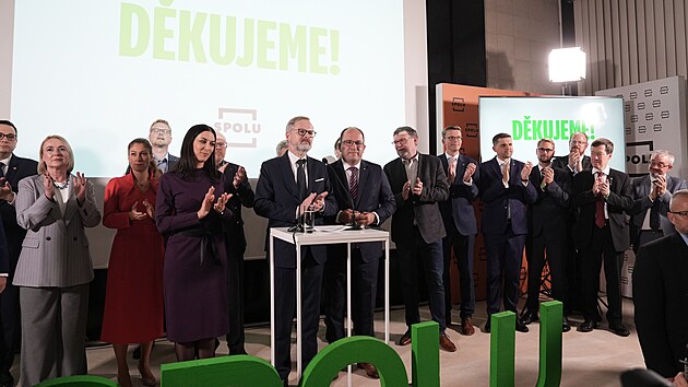 Kon��c� premi�r a l�dr koalice Spolu Petr Fiala. (4. ��jna 2025)