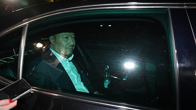 f SPD Tomio Okamura po jednn s pedsedou hnut ANO Andrejem Babiem. (4. jna 2025)