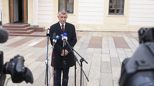 Pedseda hnut ANO Andrej Babi jednal s prezidentem Petrem Pavlem. Informoval ho o tom, jak postupuj jednn o mon nov vld ANO s SPD a Motoristy sob. (9. jen 2025)