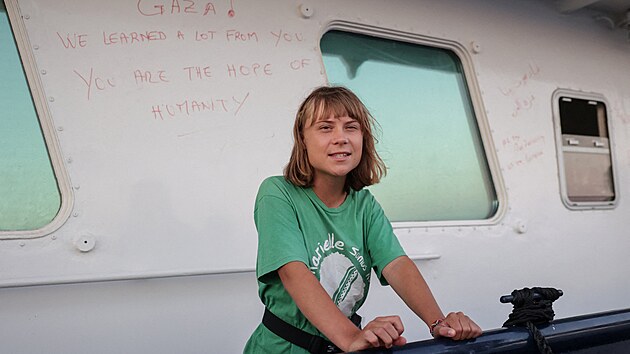 Greta Thunberg hovo�� s agenturou Reuters na palub� lodi, kter� je sou��st� flotily Global Sumud Flotilla, jej�m� c�lem je doplout do Gazy a prolomit izraelskou n�mo�n� blok�du. (25. z��� 2025)