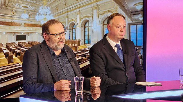 Komenttor Lidovch novin Martin Zvina a politolog Jan Bure, host Volebnho...