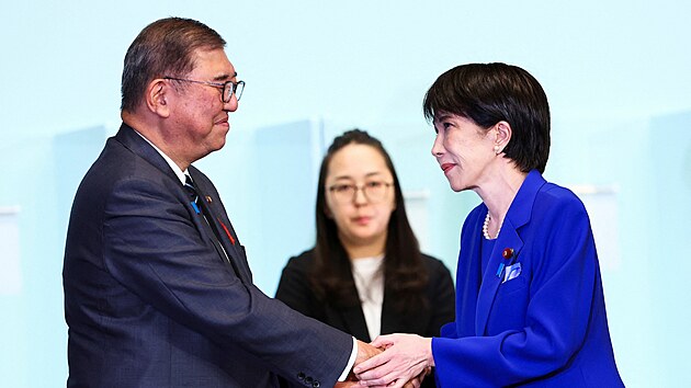 Novou ��fkou japonsk� vl�dn� Liber�ln�demokratick� strany se stala exministryn� vnitra Sanae Takai�iov�. (4. ��jna 2025)