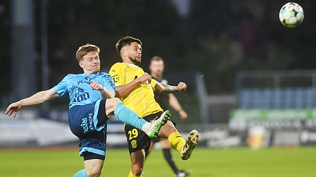 Vlevo Tom Kott, vpravo Patrik itn.