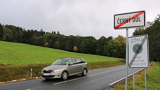 Na hranici nrodnho parku v ernm Dole mohl vyrst apartmnov komplex, Sprva KRNAP louku radji vykoupila. (7. jna 2025)