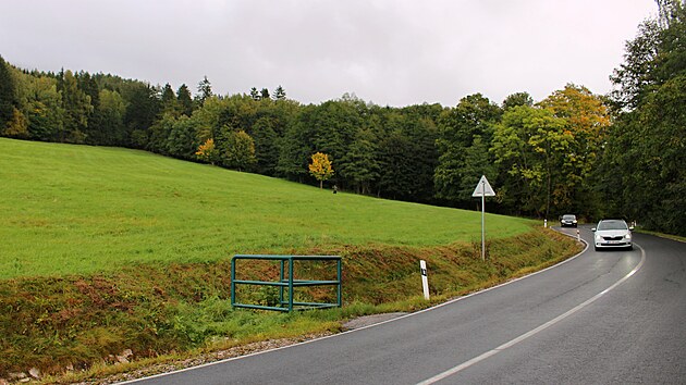 Na hranici nrodnho parku v ernm Dole mohl vyrst apartmnov komplex, Sprva KRNAP louku radji vykoupila. (7. jna 2025)