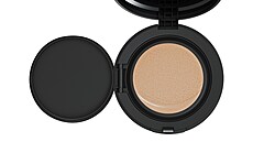 LOréal Paris × Mugler Soft Glow Cushion Foundation: kompaktní make-up, stedn...