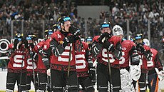 Sparantí hokejisté smutní po poráce s Kladnem.