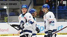 Miroslav Forman z Kladna (vlevo) bhem utkání se Spartou.