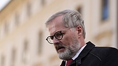 Premiér Petr Fiala (ODS) jednal s prezidentem Petrem Pavlem na Praském hrad....