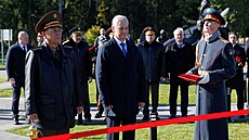 Ruský ministr obrany Andrej Belousov a jeho severokorejský protjek No...