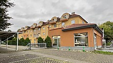 Nelegální provozovna rychlého ob�erstvení s kebabem v Chomutovské ulici v...