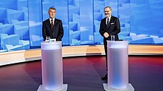 Premiér a expremiér �eské republiky Petr Fiala (SPOLU) a Andrej Babi� (ANO) p�i...
