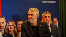 P�edseda ob�anského hnutí P�ísaha Petr �lachta ve volebním �tábu. (4. �íjna...