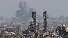 Izraelská armáda znovu zaútoila na msto Gaza v palestinském Pásmu Gazy. (4....