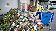 Mendelova univerzita v Brn� u� t�etím rokem zkoumá objem vyhozeného jídla a...