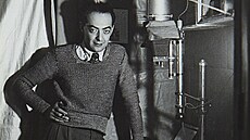 Brassa&#239;: Autoportrét v temné místnosti (1932)