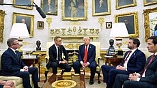 Americký prezident Donald Trump a finský prezident Alexander Stubb se setkali v...