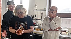 Prima TV, Ano, éfe! 2025, Ostrov, hamburgrárna